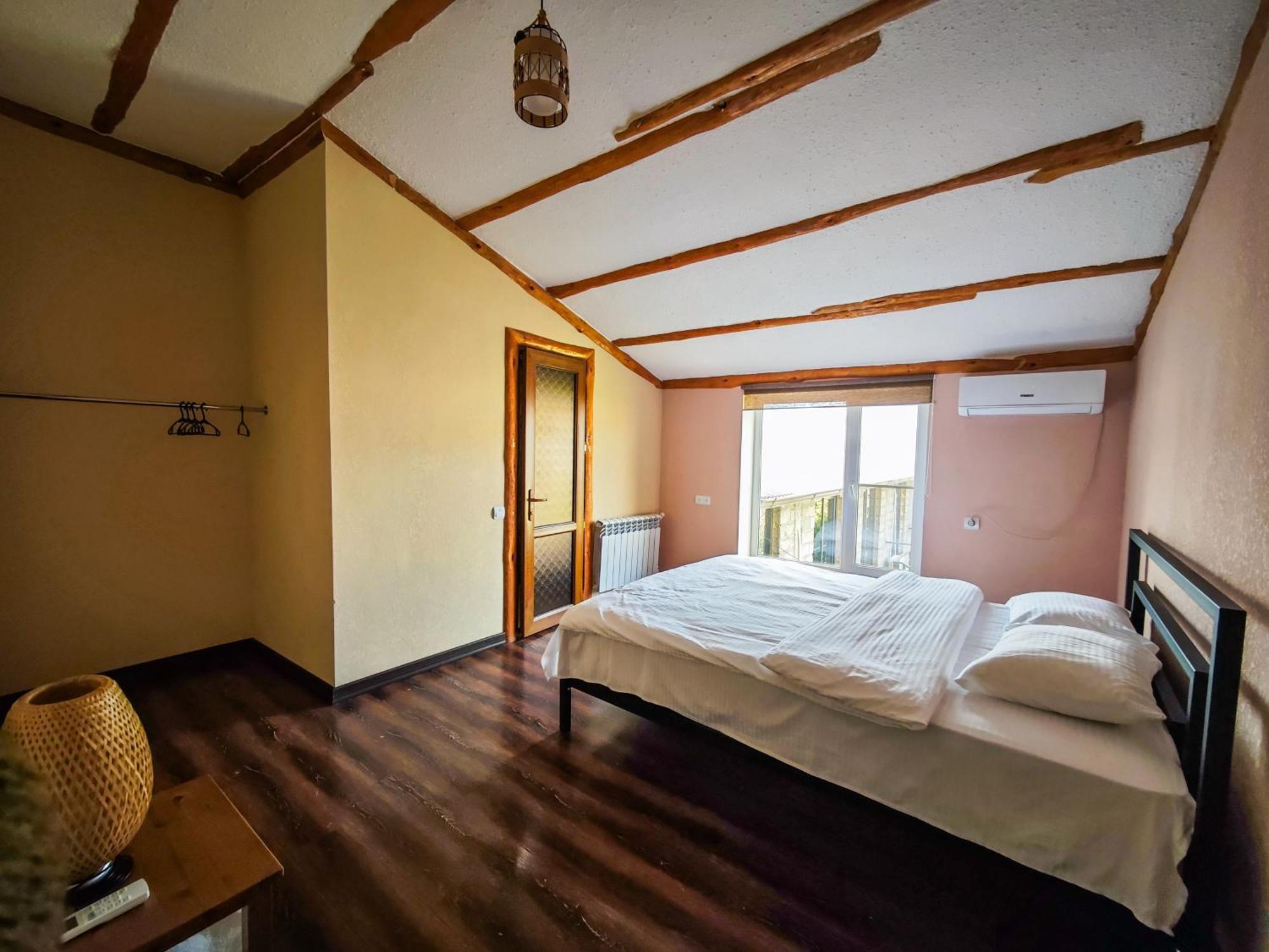 Areni Wine Art Bed and Breakfast Buitenkant foto